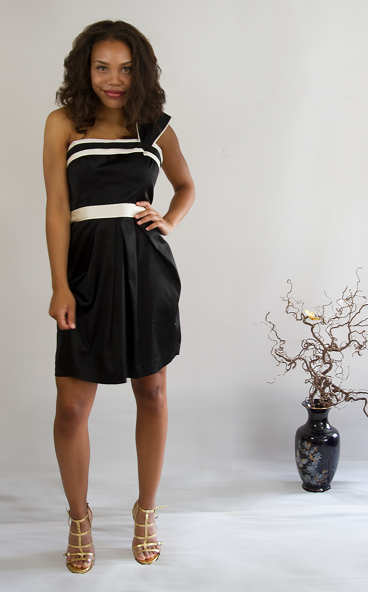 Black/White One Shoulder Dress - CURATORZ